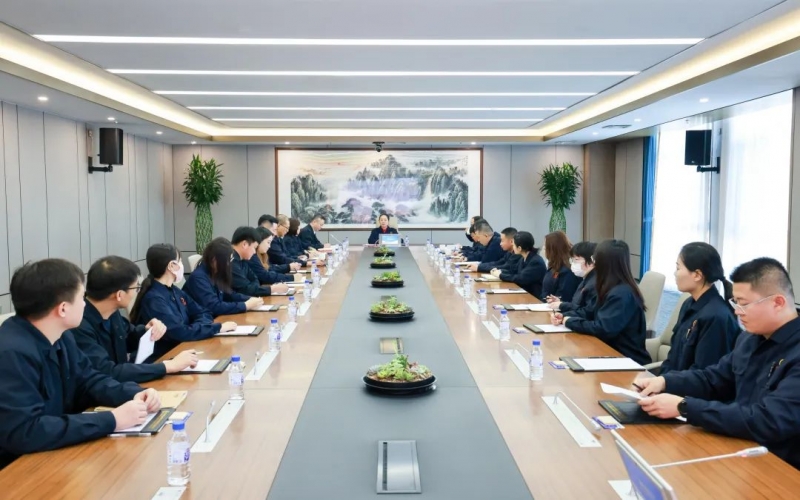 榮程新智研究院、榮程學(xué)院、榮程普濟(jì)公益基金會聯(lián)合召開2024年工作總結(jié)和2025年工作部署會議